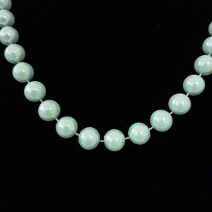 Vintage Mint Green Glass Beaded Necklace